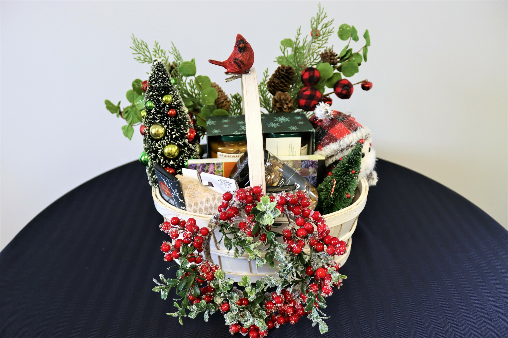 Holiday Gift Basket The CDCC Holiday Gift Auction 2022